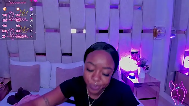 Snapshot of mia_schwarz chatting on March 2026 10:04:01 PM mia schwarz online show from March 2026 10:04:01 PM