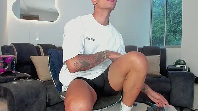 davis alx1 online show from February 2025 11:05:01 PM