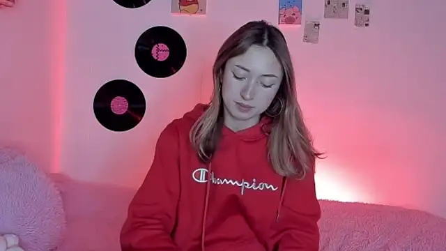 Snapshot of Imsophie_collins chatting on October 2025 05:41:01 AM Imsophie collins online show from October 2025 05:41:01 AM