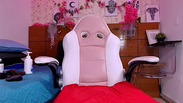 aisha sh online show from September 2025 11:54:01 AM