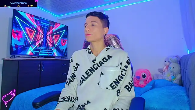 bryamer 19 online show from January 2025 01:10:01 AM