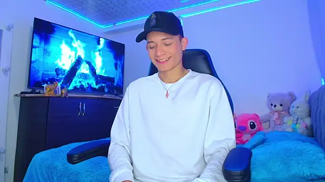 bryamer 19 online show from January 2025 01:54:01 AM