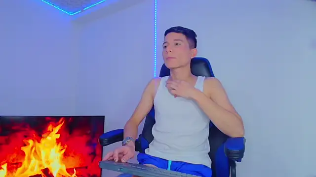 bryamer 19 online show from January 2025 02:40:02 AM