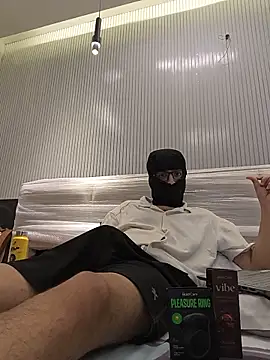 DelhiDick69 online show from June 2026 10:40:02 PM