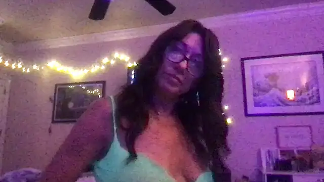 karrmmaa online show from January 2025 02:03:02 AM