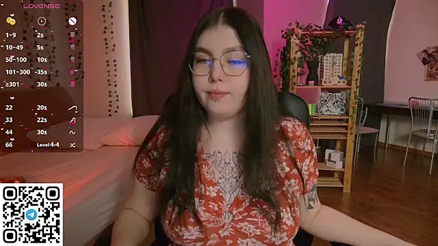 Snapshot of Arizonaa_Muse chatting on February 2026 07:01:01 AM Arizonaa Muse online show from February 2026 07:01:01 AM