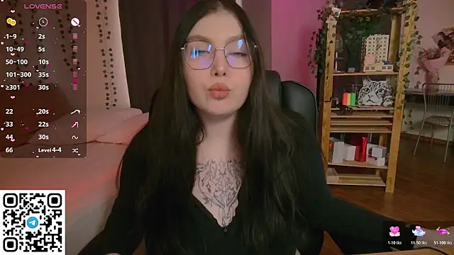 Snapshot of Arizonaa_Muse chatting on February 2026 07:37:01 AM Arizonaa Muse online show from February 2026 07:37:01 AM