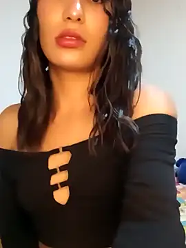 Snapshot of Lanna_hott_ chatting on January 2025 06:23:01 PM Lanna hott  online show from January 2025 06:23:01 PM