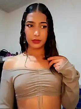 Snapshot of Lanna_hott_ chatting on February 2025 11:23:02 PM Lanna hott  online show from February 2025 11:23:02 PM