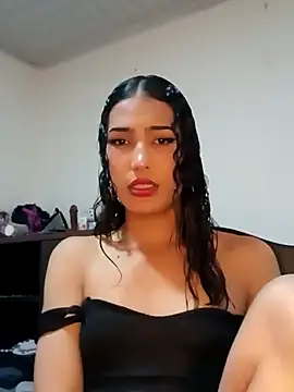 Snapshot of Lanna_hott_ chatting on February 2025 07:13:01 PM Lanna hott  online show from February 2025 07:13:01 PM