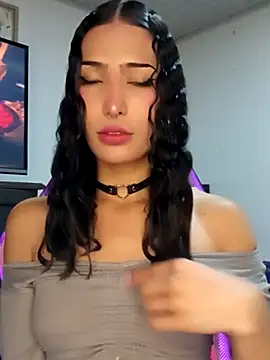 Snapshot of Lanna_hott_ chatting on September 2025 06:42:01 PM Lanna hott  online show from September 2025 06:42:01 PM