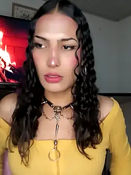 Lanna hott  online show from November 2025 10:53:02 PM