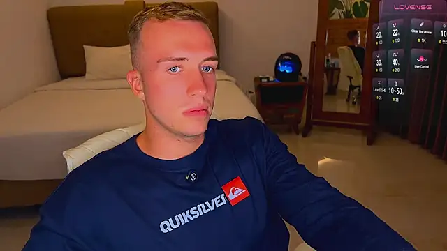 Snapshot of tommy_cumfinger chatting on October 2025 11:22:02 AM tommy cumfinger online show from October 2025 11:22:02 AM