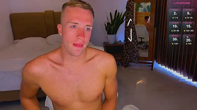 Snapshot of tommy_cumfinger chatting on December 2025 06:30:02 AM tommy cumfinger online show from December 2025 06:30:02 AM