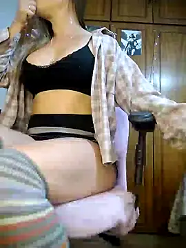 deliciousqueenhot online show from September 2025 08:12:02 PM