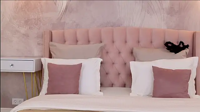 DeniseReese online show from October 2025 02:47:02 AM