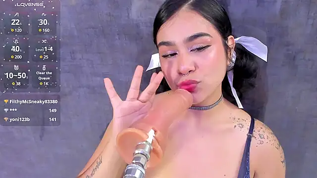 zyle boobs online show from March 2025 07:59:02 PM