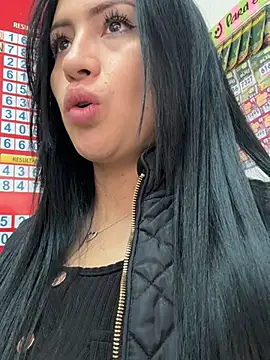 Snapshot of Sara_luna_ chatting on March 2025 03:58:02 PM Sara luna  online show from March 2025 03:58:02 PM