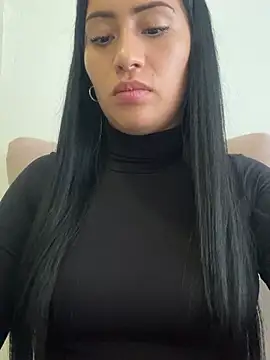 Snapshot of Sara_luna_ chatting on February 2026 05:05:02 PM Sara luna online show from February 2026 05:05:02 PM