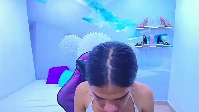 DEMI LEED online show from December 2025 05:33:02 PM