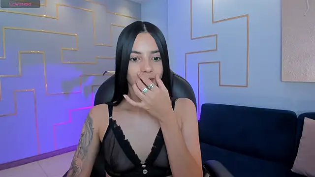 HannahJamesX online show from February 2025 12:49:01 AM