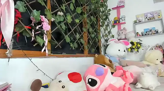 LunaDeCristall online show from March 2025 03:41:01 AM