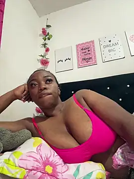 Snapshot of CiaraEbony chatting on April 2026 11:35:02 AM CiaraEbony online show from April 2026 11:35:02 AM