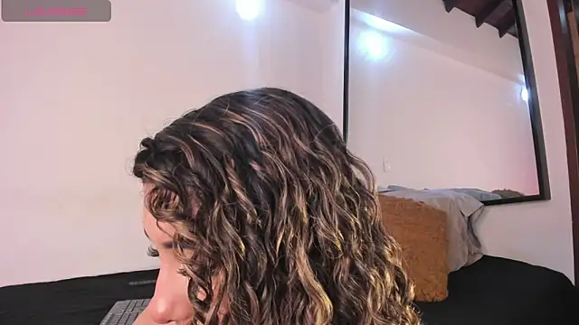 Snapshot of Daddysgirl1_ chatting on February 2026 11:08:02 PM Daddysgirl1 online show from February 2026 11:08:02 PM