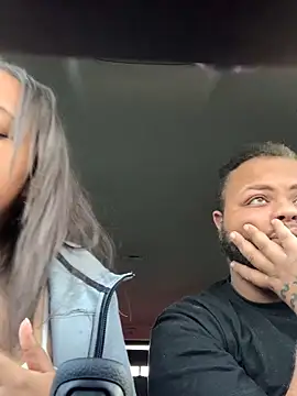 Snapshot of papijusto chatting on November 2025 10:52:02 PM papijusto online show from November 2025 10:52:02 PM