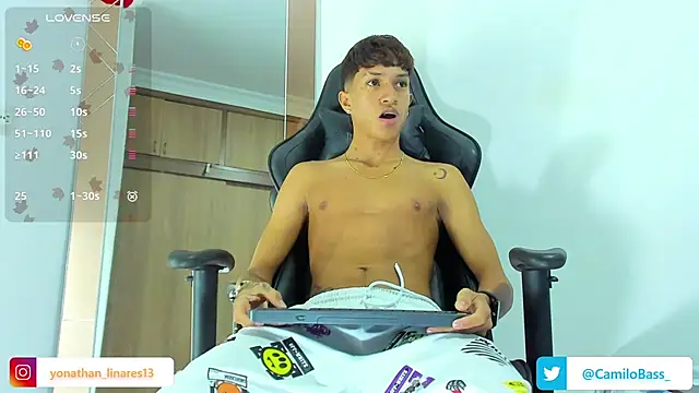  CamiloBass online show from January 2025 01:42:01 AM