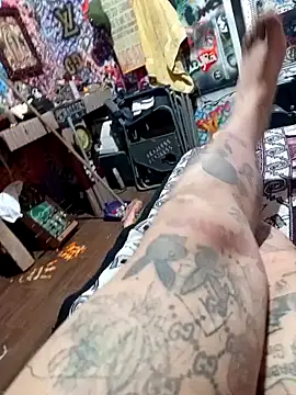 Hucharlyboym online show from September 2025 10:59:01 AM