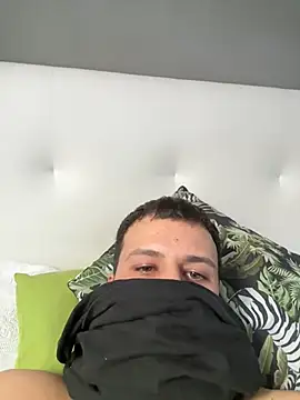 yayaya55598 online show from February 2025 02:45:01 PM