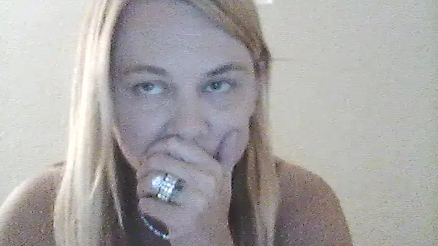 burrkitty online show from January 2026 09:44:02 AM