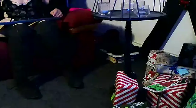 Snapshot of cplf2024 chatting on December 2024 01:59:02 AM cplf2024 online show from December 2024 01:59:02 AM