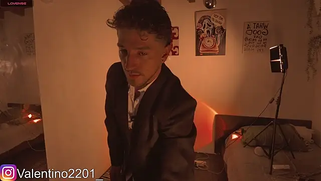 Snapshot of Valentino_Xander chatting on July 2026 12:39:01 AM Valentino Xander online show from July 2026 12:39:01 AM