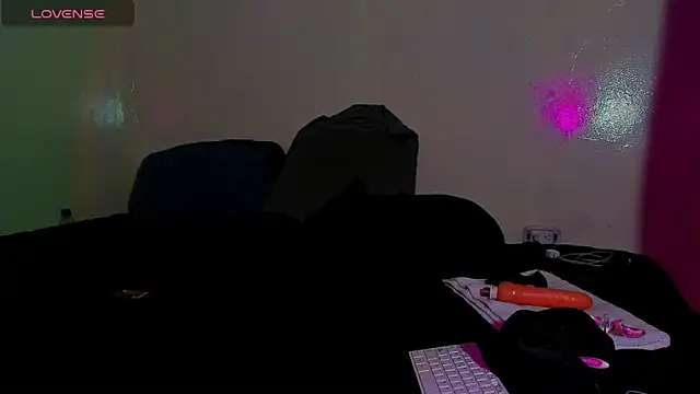 Piggy Eddy online show from March 2026 12:49:02 AM