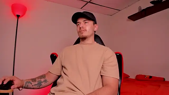 james connor2 online show from October 2025 07:03:01 PM