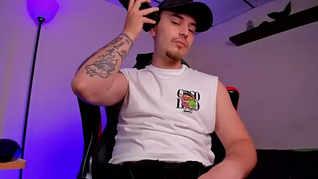 james connor2 online show from November 2025 07:14:02 PM