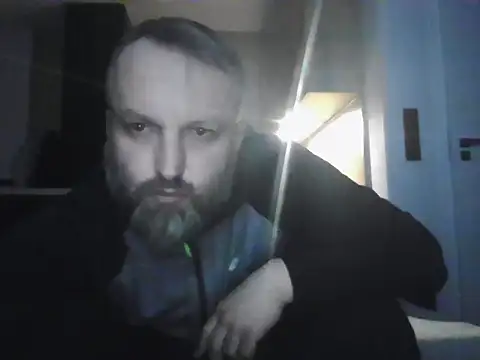 Przemooo87 online show from March 2026 07:42:02 PM