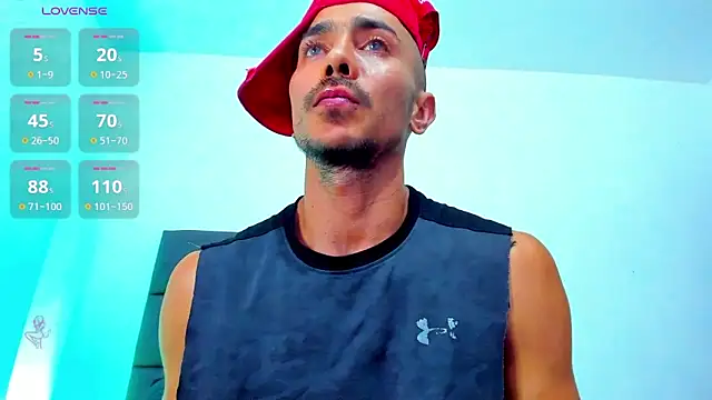 Snapshot of steven_hott8 chatting on February 2026 10:24:01 PM steven hott8 online show from February 2026 10:24:01 PM