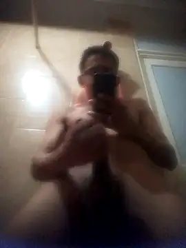 Snapshot of VL25DN26 chatting on March 2025 03:24:01 PM VL25DN26 online show from March 2025 03:24:01 PM