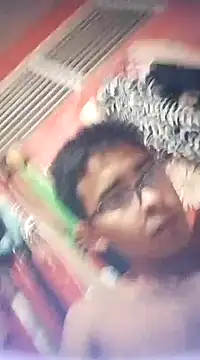 Snapshot of VL25DN26 chatting on March 2025 05:27:01 AM VL25DN26 online show from March 2025 05:27:01 AM