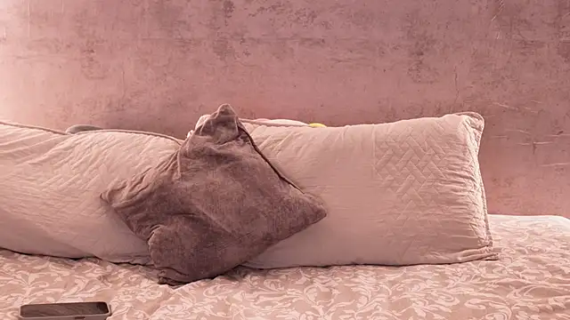 Nicky and Blake online show from April 2026 08:10:02 PM