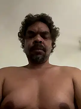 Snapshot of Wazz_Handsome chatting on November 2025 04:23:02 AM Wazz Handsome online show from November 2025 04:23:02 AM