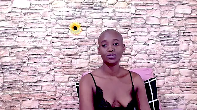 Snapshot of EbonyOlive69 chatting on May 2026 05:44:01 PM EbonyOlive69 online show from May 2026 05:44:01 PM