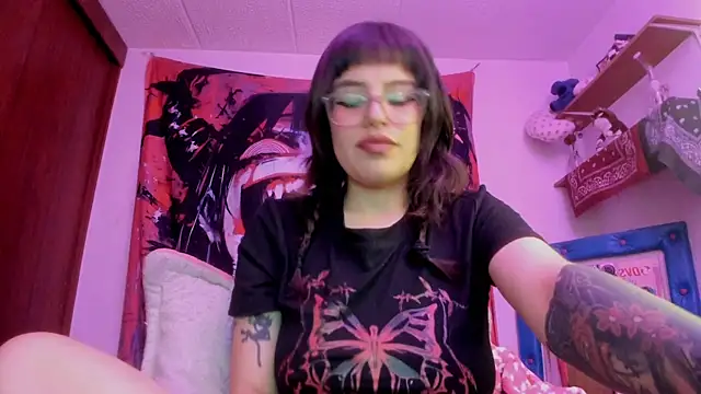 Lucyfx666 online show from June 2026 02:14:02 AM