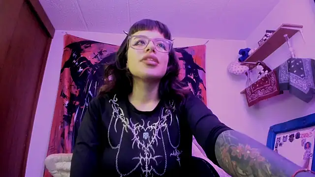 Lucyfx666 online show from June 2026 06:40:01 AM