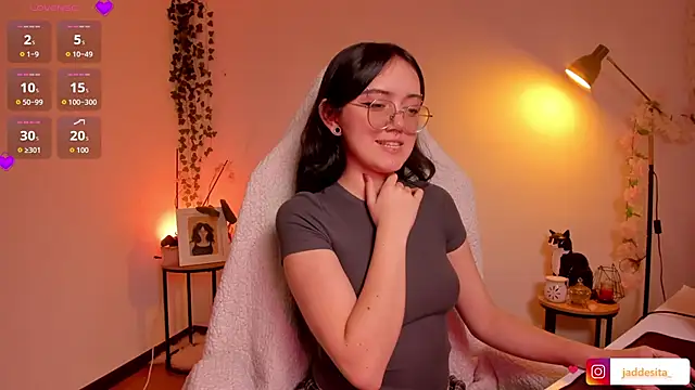 suzumi   online show from October 2025 07:16:01 AM