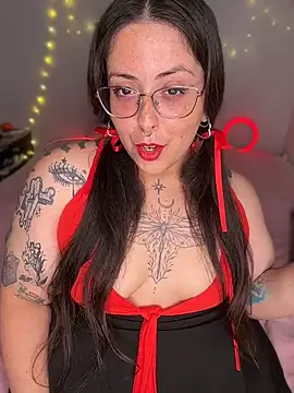 Mizztikaa online show from May 2026 07:22:01 PM