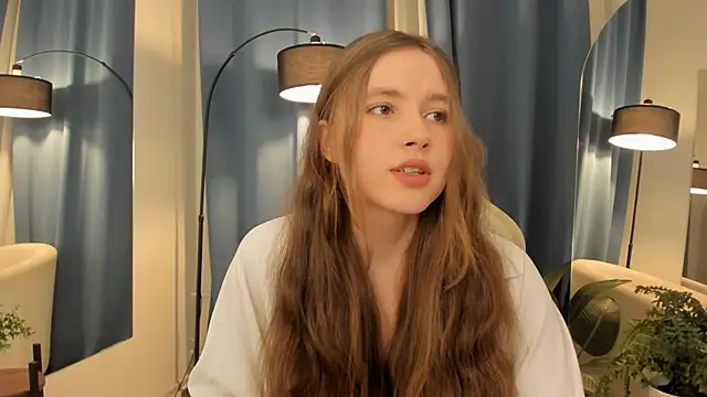 MaryannSoftt online show from December 2025 03:21:02 PM